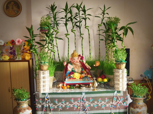 Ganpati Background Decoration with Plants 18