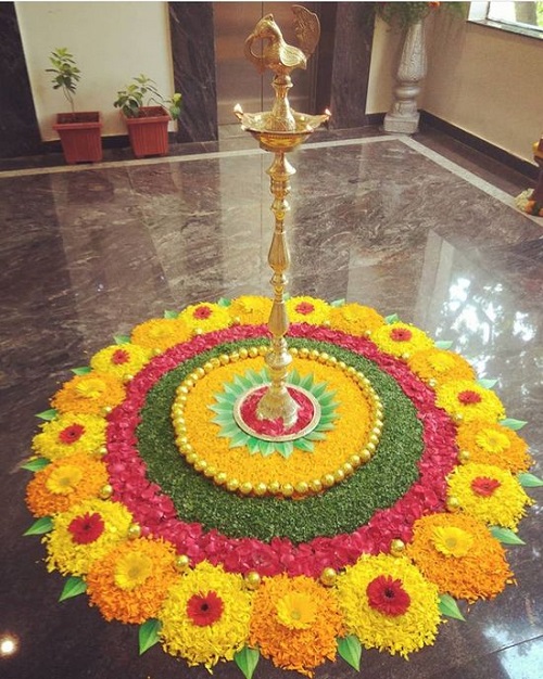 Free Hand Simple Rangoli Designs with Flowers 8