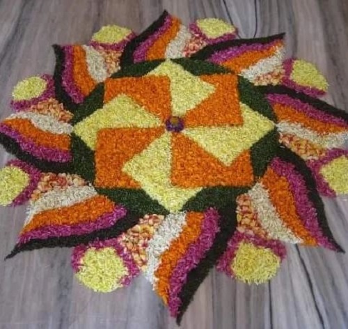 Free Hand Simple Rangoli Designs with Flowers 13