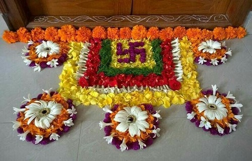 Free Hand Simple Rangoli Designs with Flowers 19