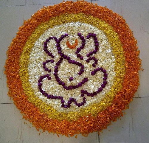Free Hand Simple Rangoli Designs with Flowers 23
